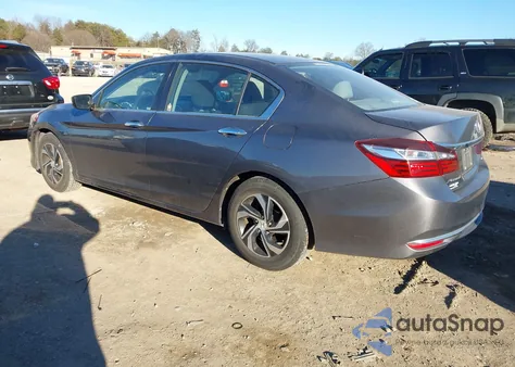 2017 Honda Accord Lx z USA, uszkodzony, nr VIN 1HGCR2F39HA096797